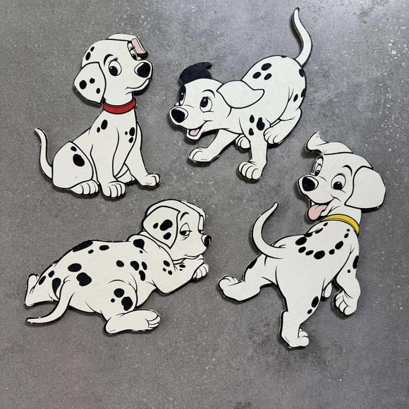 Disney Other - DISNEY 101 DALMATIONS PRESSBOARD WALL DECOR COMPLETE SET